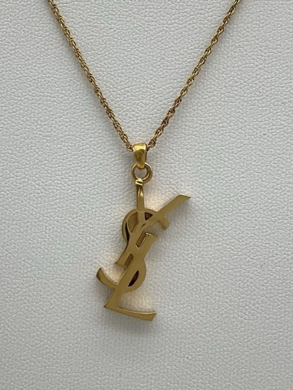 Yves Saint Laurent Gold Logo Charm Rope Chain Necklace - Picture 2 of 6
